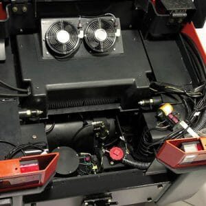 forklift-hire-linde-series127-P250-electric-tow-tractor-drive-units-300x300